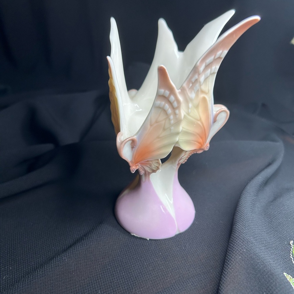 FRANZ VTG Porcelain Papillon Butterfly Tea light Holder. Mint condition - Picture 9 of 9